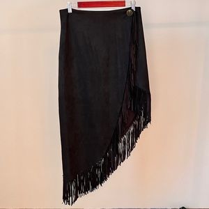 FAUX SUEDE FRINGED SKIRT
